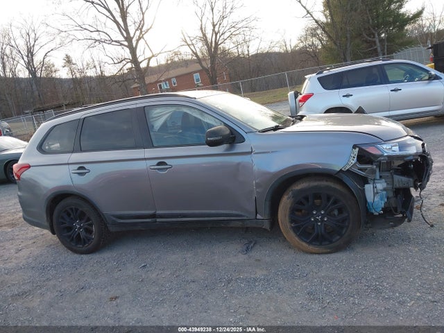 Mitsubishi Outlander Le
