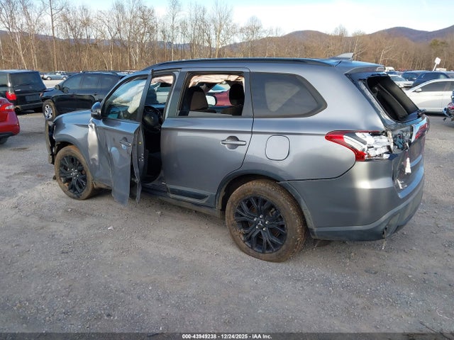 Mitsubishi Outlander Le