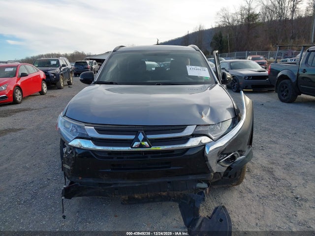 Mitsubishi Outlander Le