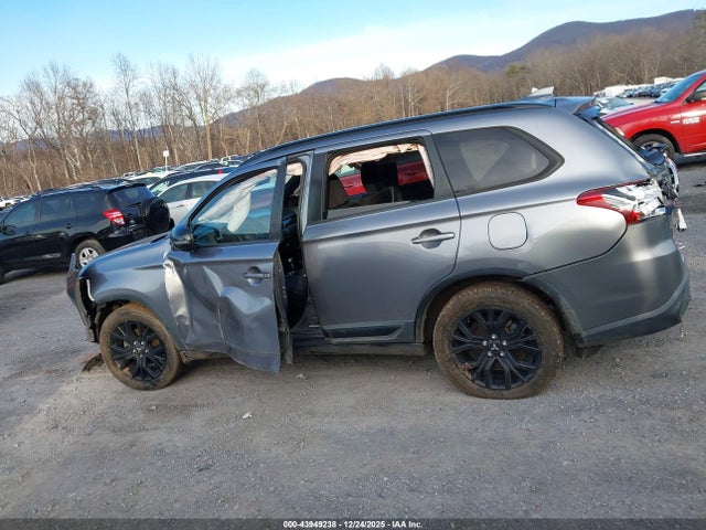 Mitsubishi Outlander Le