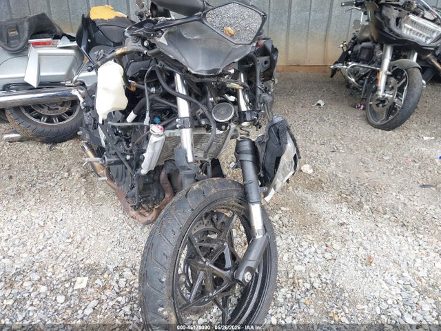 Kawasaki Ex400