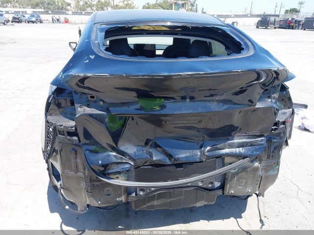 Tesla Model Y Performance Dual Motor All-wheel Drive
