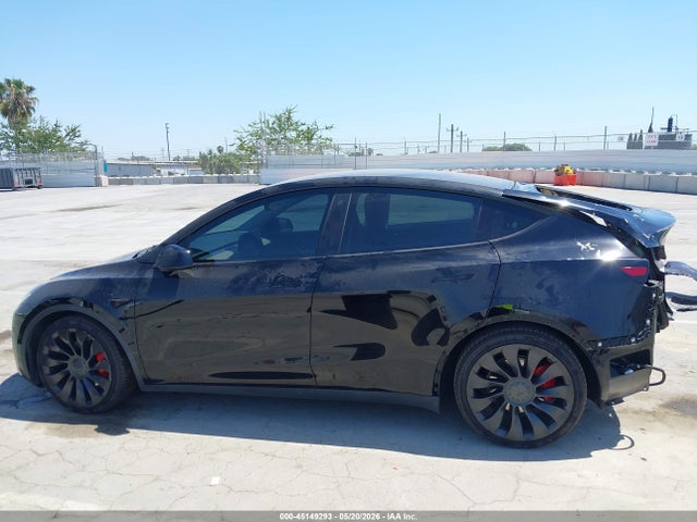Tesla Model Y Performance Dual Motor All-wheel Drive