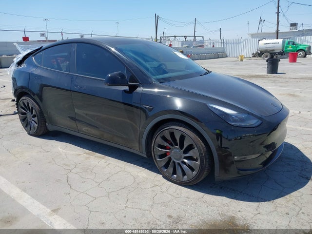 Salvage Tesla Model Y Image