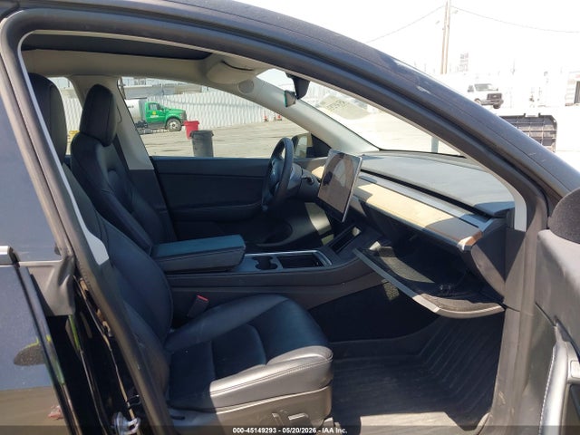 Tesla Model Y Performance Dual Motor All-wheel Drive