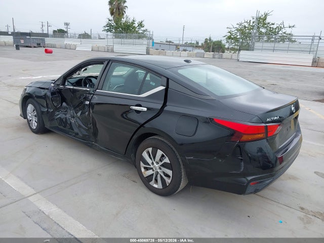 Nissan Altima S Fwd