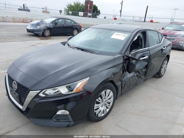 Nissan Altima S Fwd