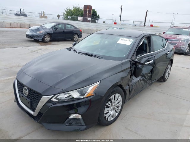 Nissan Altima S Fwd