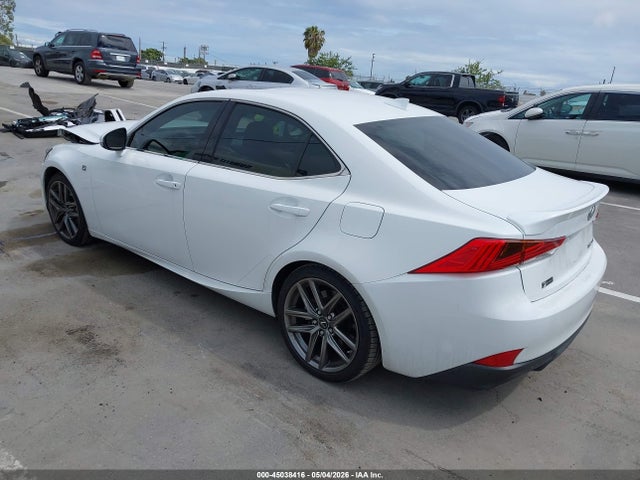 Lexus Is