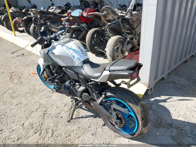 Yamaha Mtn690 C