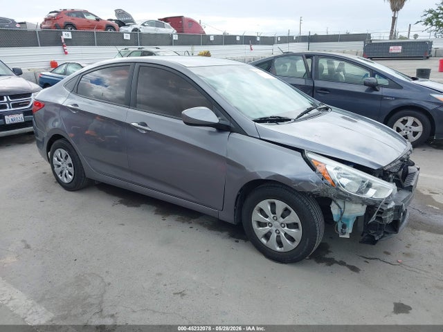Salvage Hyundai ACCENT Image