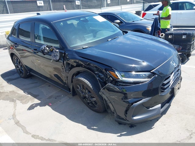 Salvage Honda HR-V Image