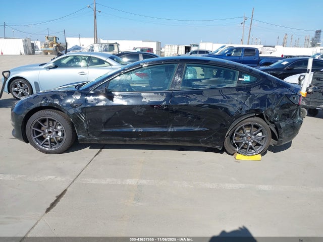 Tesla Model 3 Rear-wheel Drive