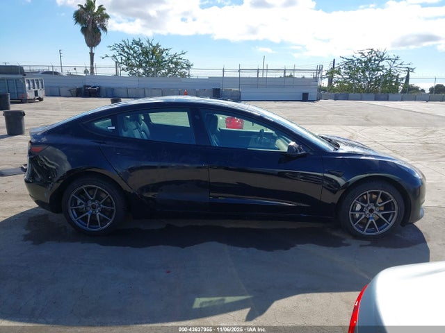 Tesla Model 3 Rear-wheel Drive