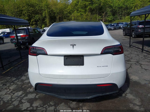 Tesla Model Y Long Range Dual Motor All-wheel Drive