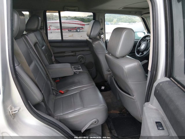 Jeep Commander Sport