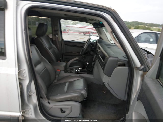 Jeep Commander Sport