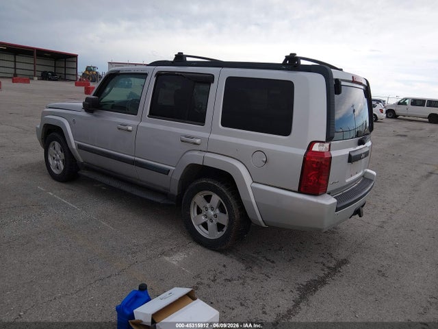 Jeep Commander Sport