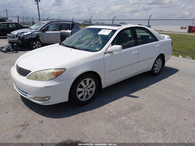 Toyota Camry Xle V6