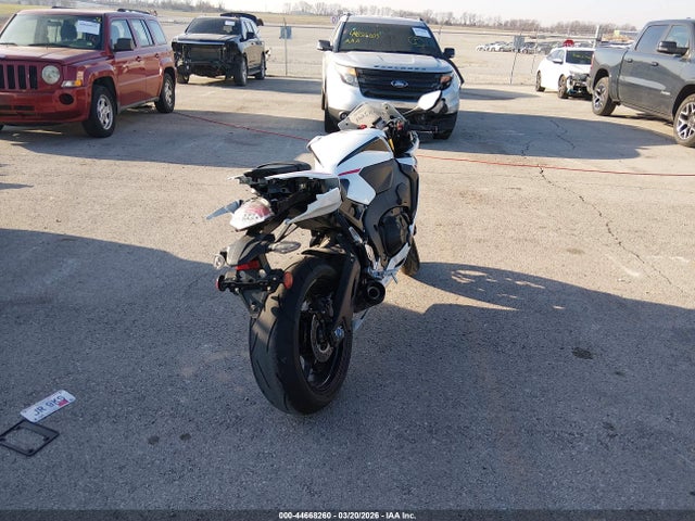 Honda Cbr1000 Rr