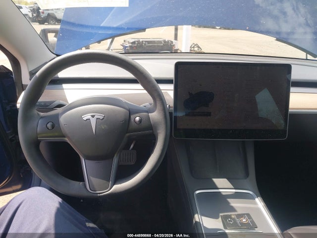 Tesla Model 3 Rear-wheel Drive