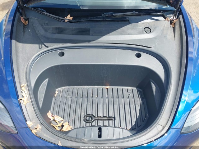 Tesla Model 3 Rear-wheel Drive