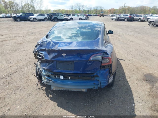 Tesla Model 3 Rear-wheel Drive