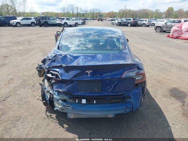 Tesla Model 3 Rear-wheel Drive