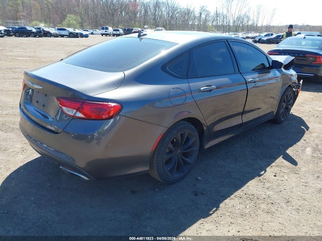Chrysler 200 S