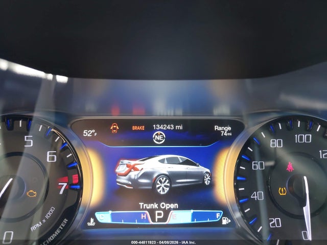 Chrysler 200 S