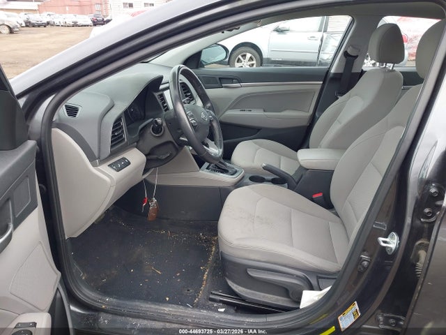 Hyundai ELANTRA Value Edition