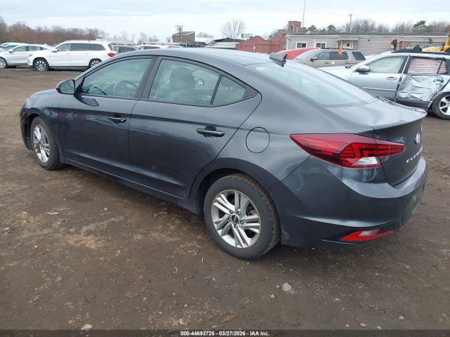 Hyundai ELANTRA Value Edition