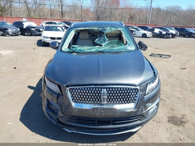 Lincoln MKC Select