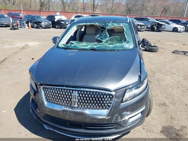 Lincoln MKC Select