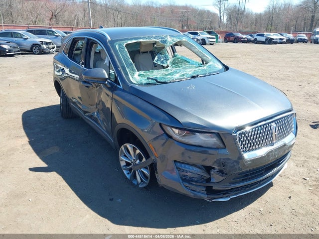 Lincoln MKC Select