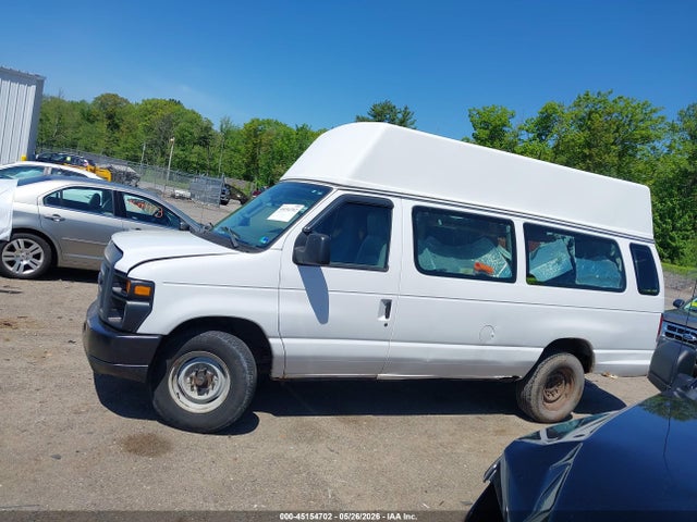 Ford E-250 Commercial
