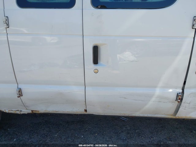 Ford E-250 Commercial