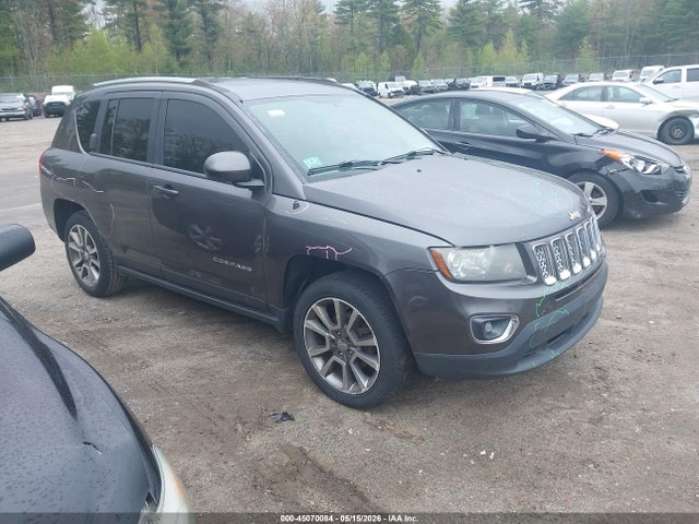 Salvage Jeep Compass Image