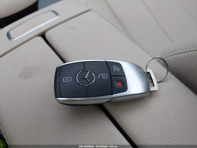Mercedes-Benz GLA 4matic
