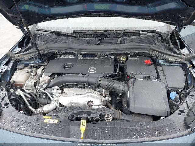 Mercedes-Benz GLA 4matic