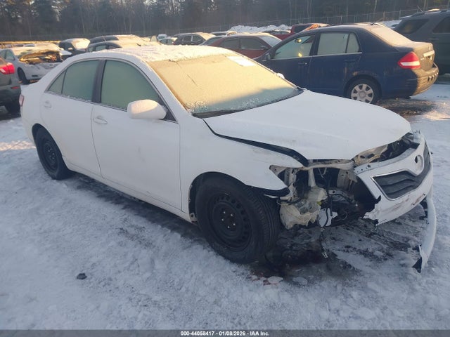 Salvage Toyota Camry Image