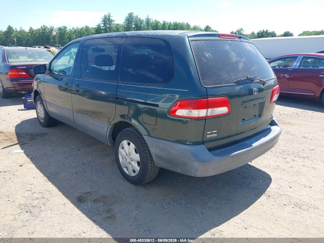 Toyota Sienna Le