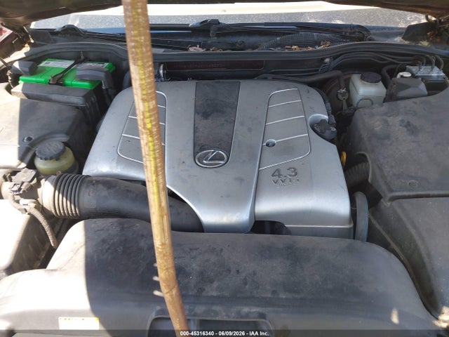Lexus LS