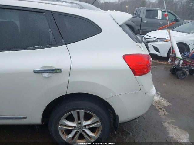 Nissan Rogue Sv