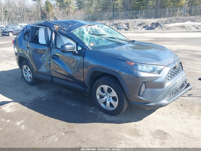 Salvage Toyota RAV4 Image