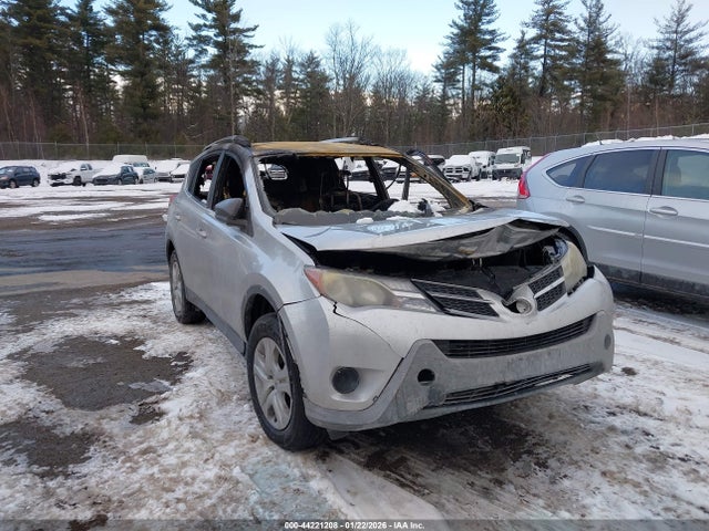 Salvage Toyota RAV4 Image