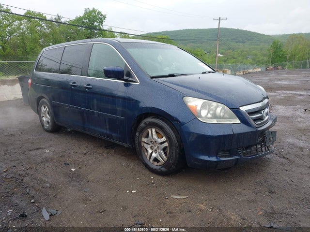 Salvage Honda Odyssey Image
