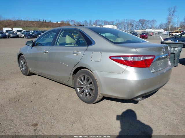 Toyota Camry Xle V6