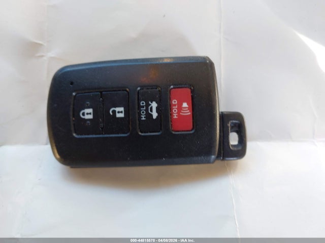 Toyota Camry Xle V6