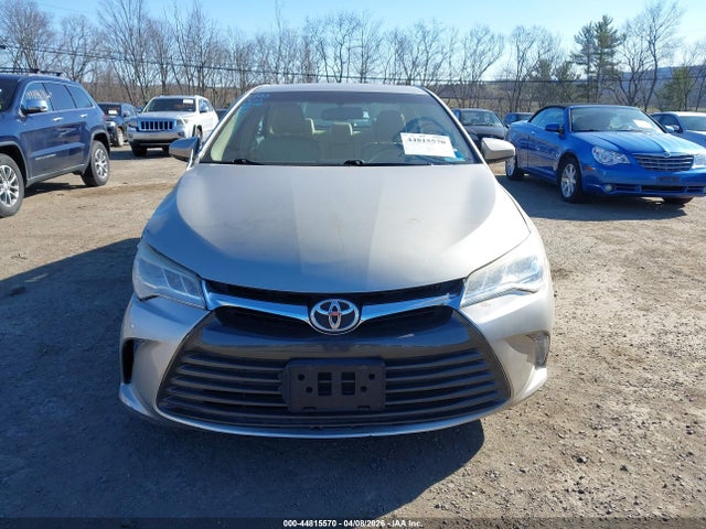Toyota Camry Xle V6